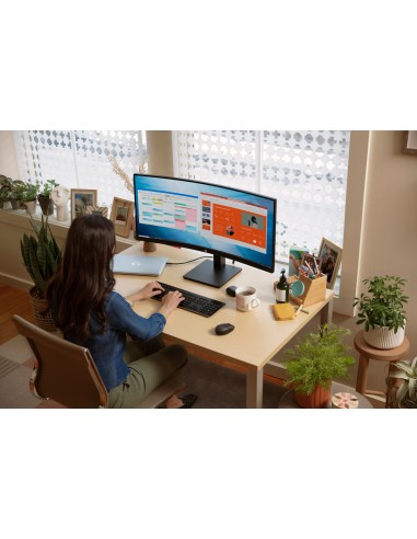 p34hc-g4-monitor-wqhd-curvo-11.jpg