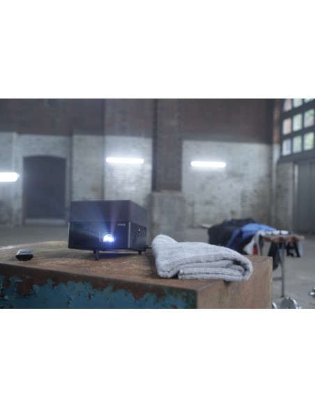 epson-videoproiettore-ef-12-13.jpg