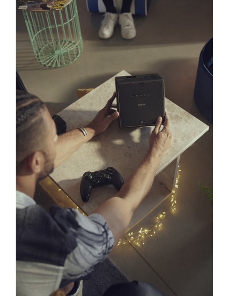 epson-videoproiettore-ef-12-44.jpg