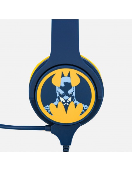 batman-interactive-headphones-2.jpg