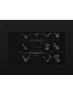 Aeg NKW8P21KAT Cantina Vino Da incasso 15 bottiglie Classe F Nero