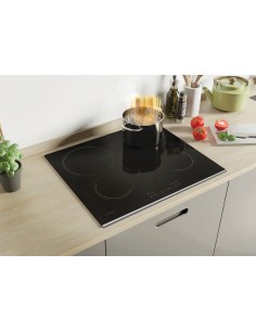 candy-ch64xb-nero-incasso-ceramica-4-fornelloi-ch64xb-1.jpg 2