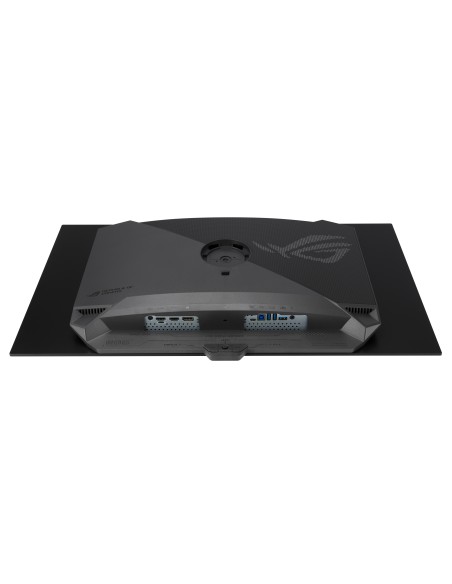 rog-strix-315-4k-uhd-oled-8.jpg