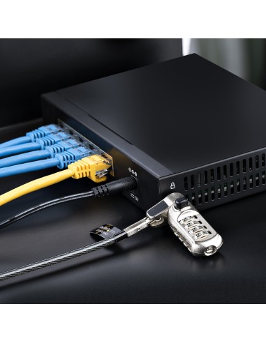 asw205t-5-port-25gbase-t-unmanaged-switch-10.jpg