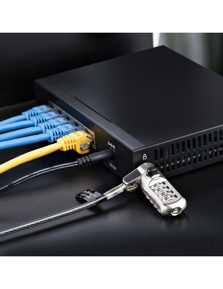 asw205t-5-port-25gbase-t-unmanaged-switch-10.jpg